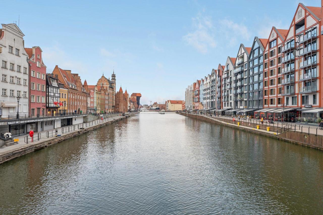 Granaria Riverside By Downtown Apartments Gdansk Exterior photo